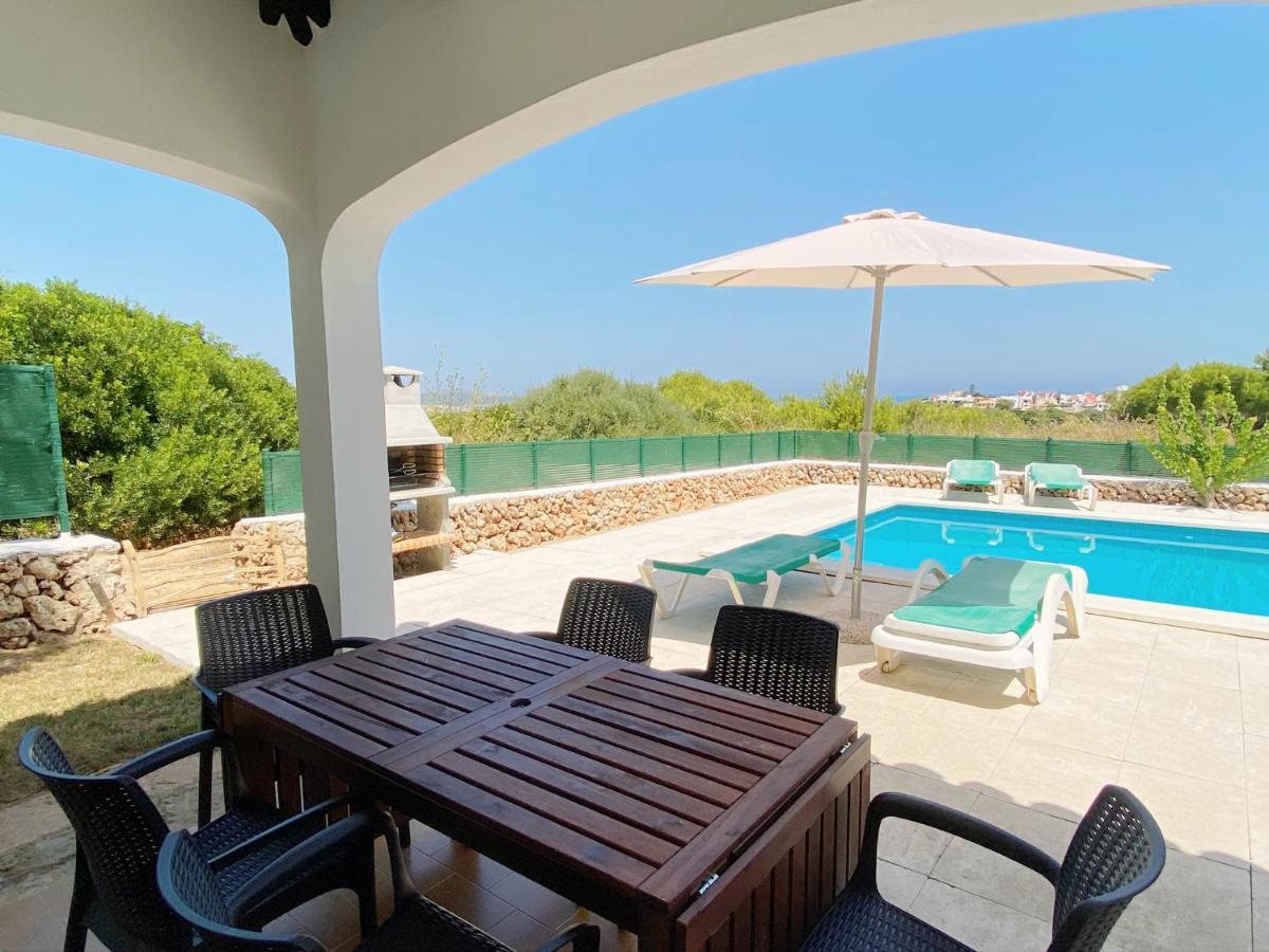 Villa Elsie Arenal d'en Castell Exterior foto